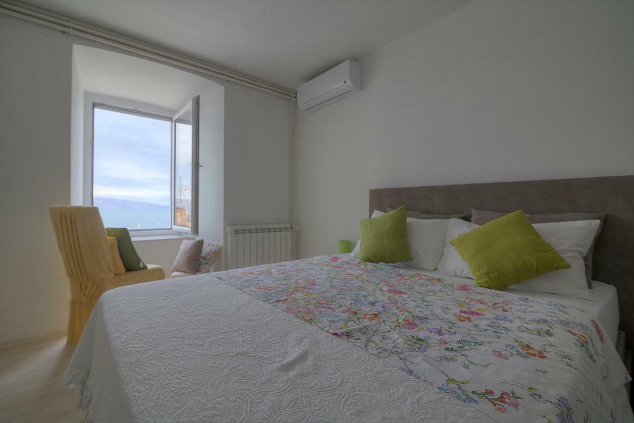 Apartments & Rooms Josephine Senj  Exterior foto